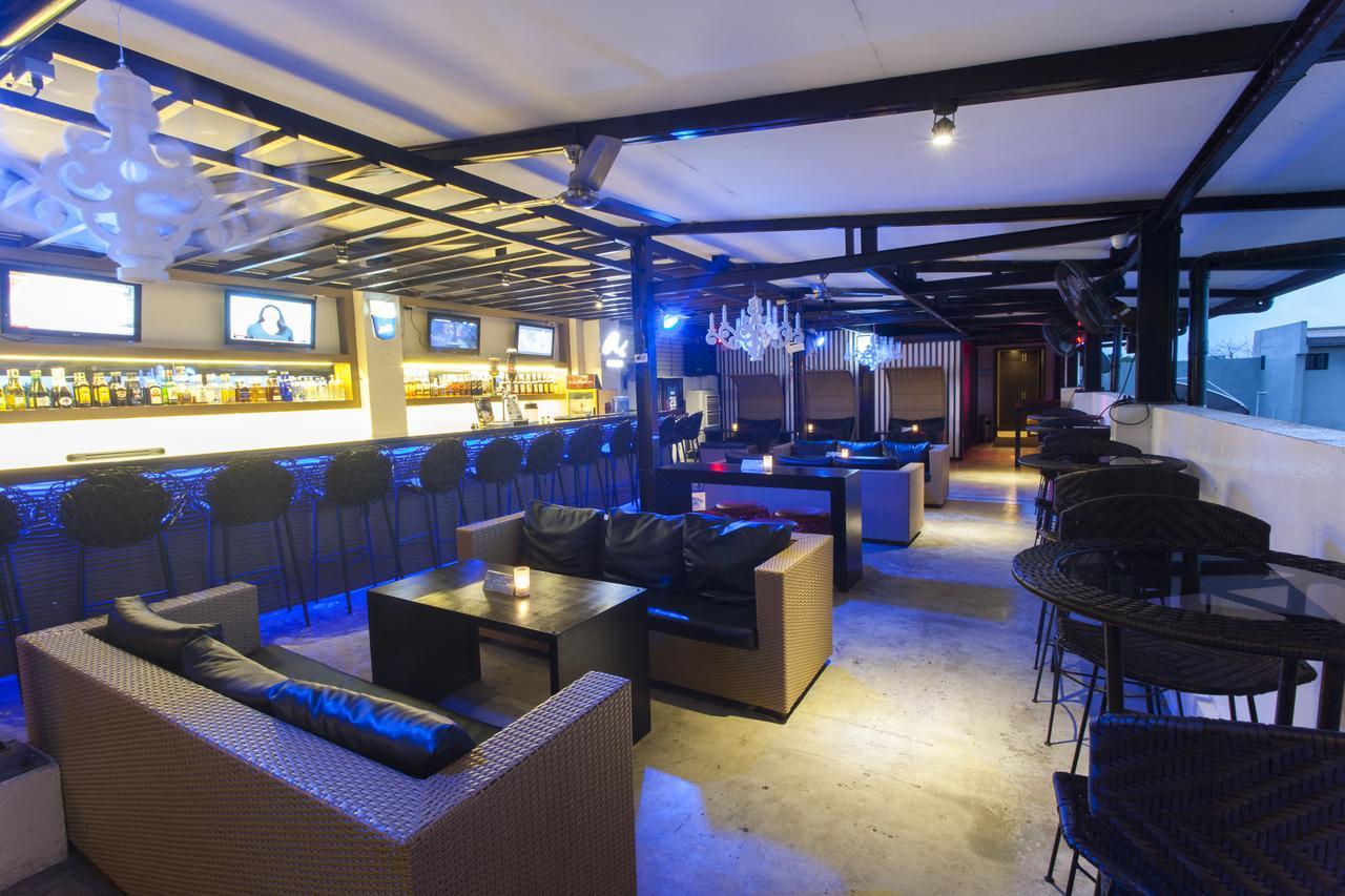 L Square Hotel Tarlac Kültér fotó
